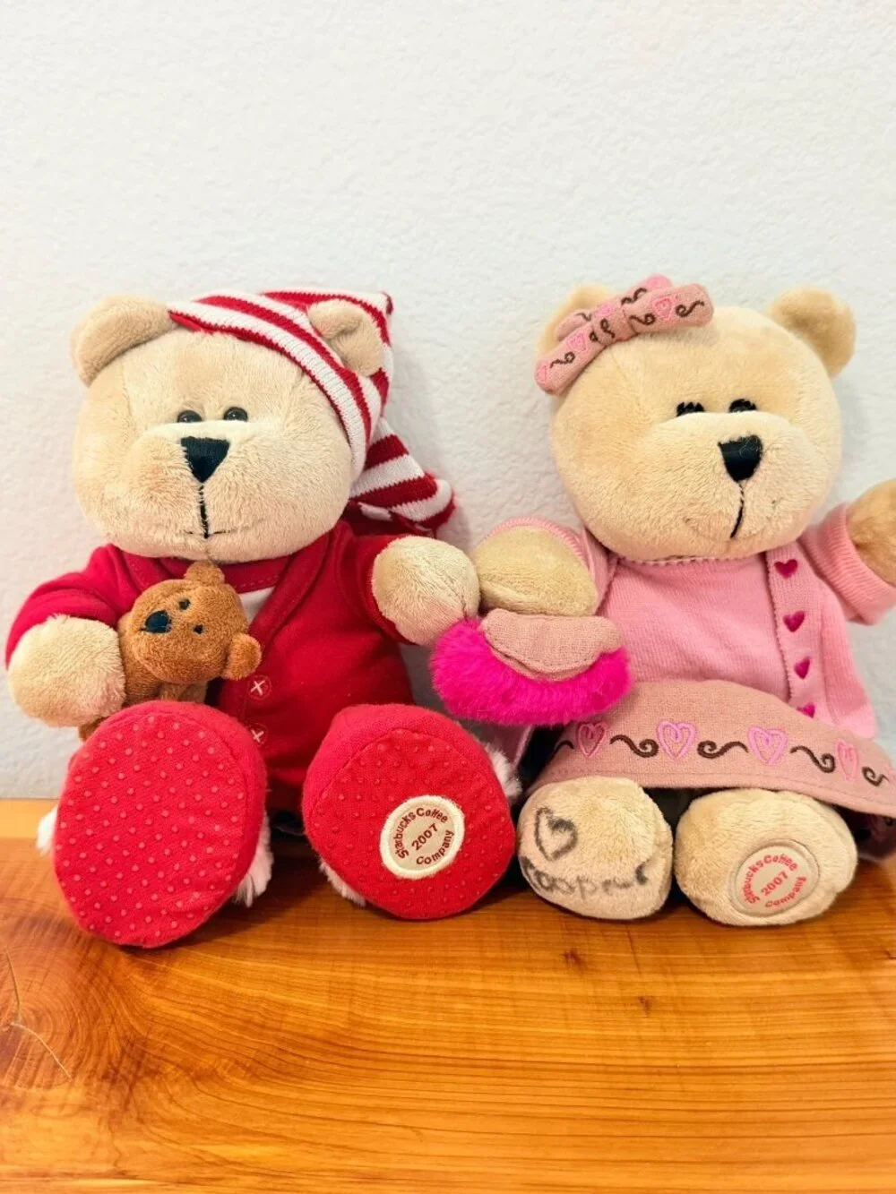 Starbucks 2007 Lot of 2 (Valentines, Bearista) Bear Plush Toy.